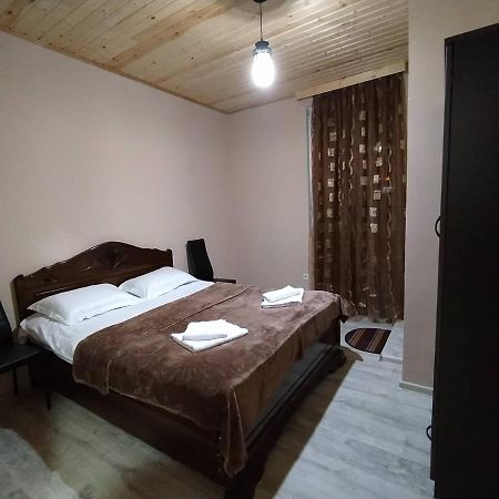 Tetne Qor Guesthouse Mestia Exterior foto