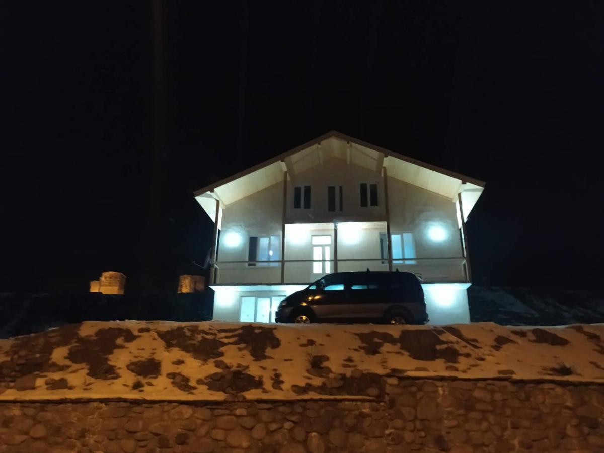 Tetne Qor Guesthouse Mestia Exterior foto